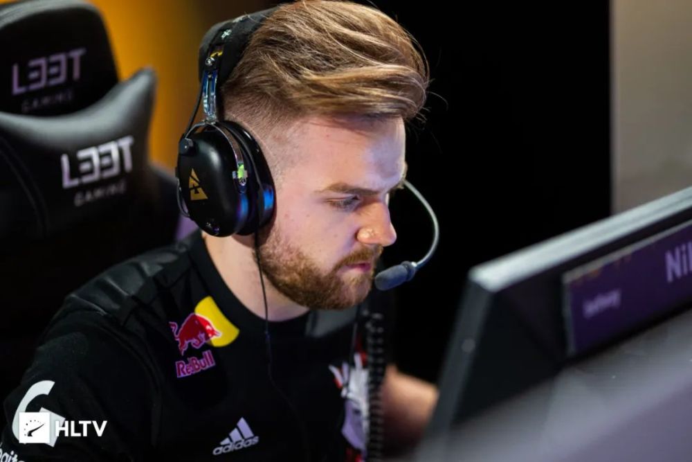 季中保持输 季中保持输